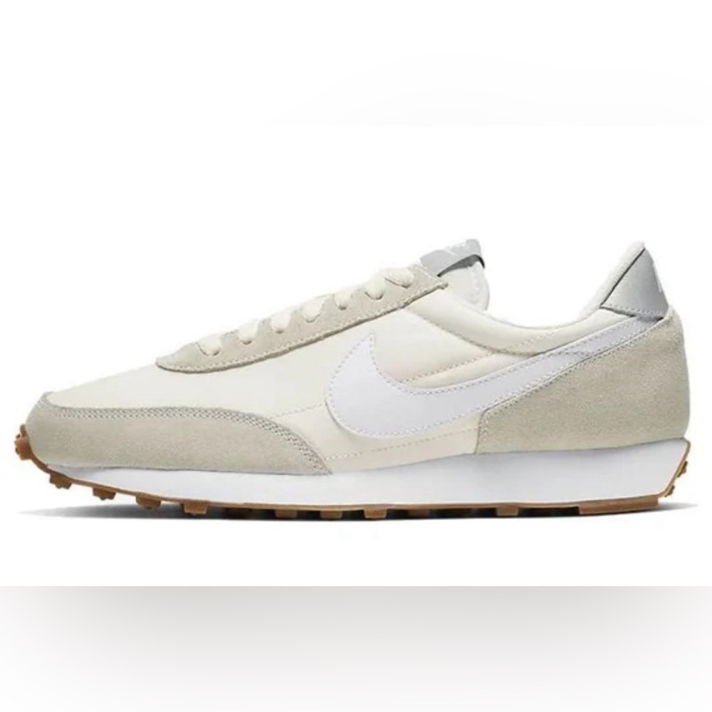 Nike Women’s 10 Daybreak White Ivory Grey Gum Running Casual Shoes CK2351-101